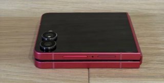 Samsung Galaxy Z Flip 7 Negro/Rojo