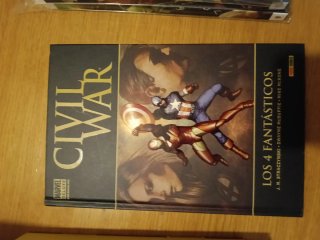 Los 4 fantásticos civil war Marvel deluxe