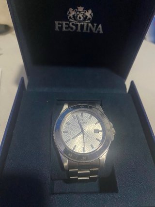 Reloj Festina plateado y azul