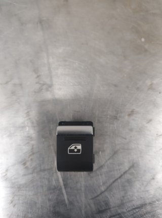 1583 mando elevalunas tras der 4k0959855 audi q3