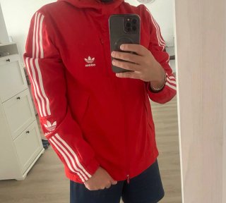 Chaqueta Adidas Roja con Capucha