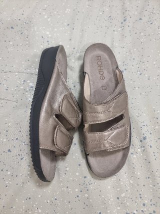 Sandalias Rohde Cuero Talla 42 Doradas/Plateadas