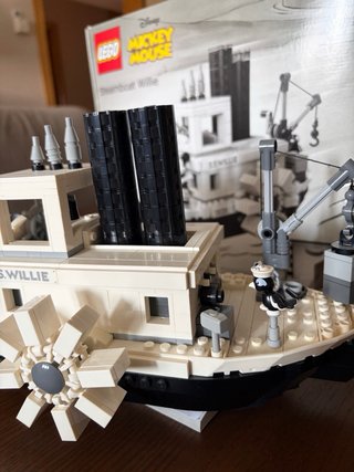 Lego Steamboat Willie 21317 Disney Mickey Mouse
