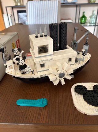 Lego Steamboat Willie 21317 Disney Mickey Mouse