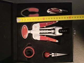 Set de vino con accesorios