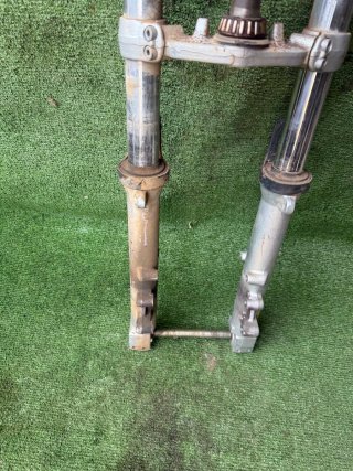 Horquilla Kawasaki ZR7