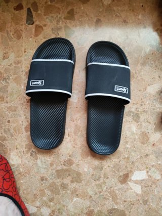 Chanclas Hombre Talla 46 Negras. A estrenar!!!