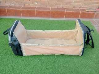 Mochila térmica convertible en cuna