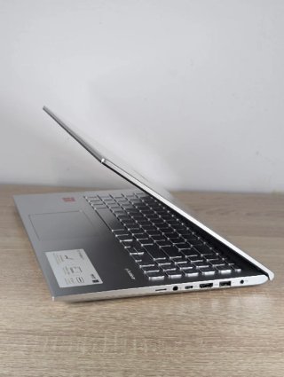Asus Vivobook 15 Ryzen 3