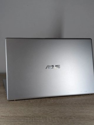 Asus Vivobook 15 Ryzen 3