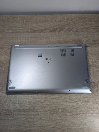 Asus Vivobook 15 Ryzen 3
