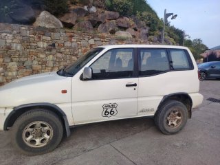 Nissan Terrano 1995