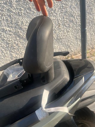 Respaldo Givi Honda Forza 125 Negro/Plata