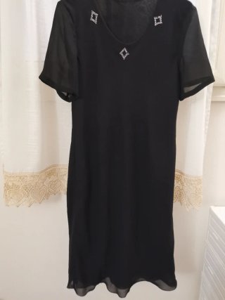 Vestito nero corto con strass