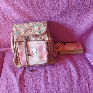 Conjunto mochila y billetero nuevo
