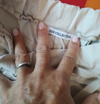 Pantaloni beige in viscosa