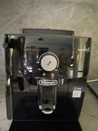 Cafetera Delonghi Magnifica S Automática