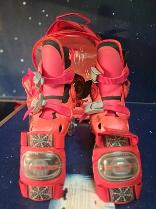 Patines Spiderman. Ajustables