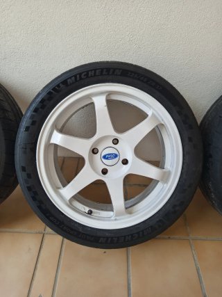 Llantas Japan Racing JR3 Blancas