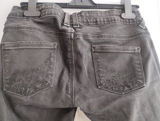Pantalón vaquero negro T.38