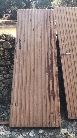 Lote puertas madera acanalada antiguas