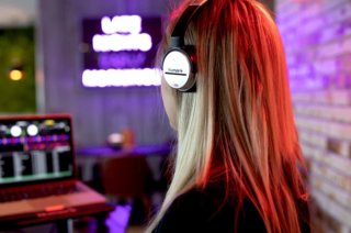 Numark HF 125 Auriculares DJ Negro/Plata