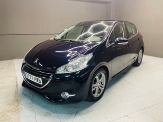 Peugeot 208 2014