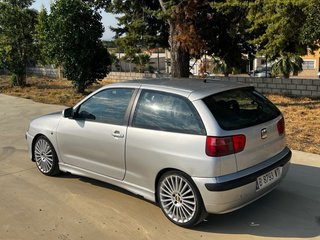 SEAT Ibiza 2000