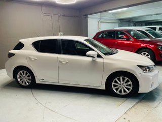 Lexus CT200 2012