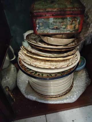Jarra y jabonera antigua de porcelana