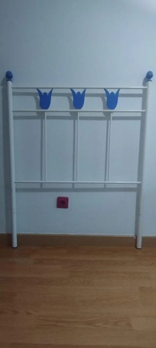 Cabecero infantil cama 90 metal blanco y azul