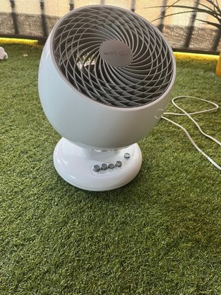 Ventilador Potente y silencioso Blanco y Gris