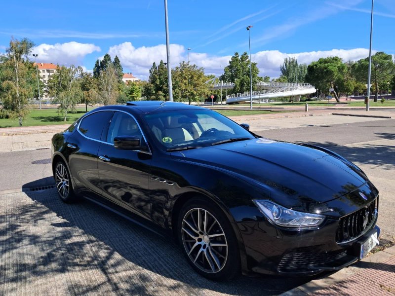 Maserati Ghibli 2014 - foto 1