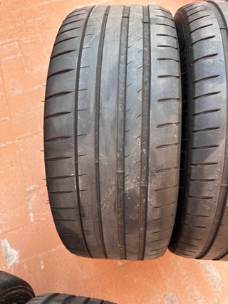 4 Neumáticos Michelin Pilot Sport 4 205/40/18