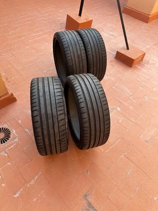 4 Neumáticos Michelin Pilot Sport 4 205/40/18