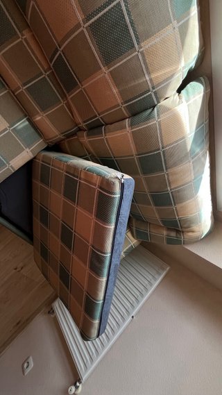 Sofá cama y 4 sillas tela