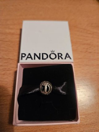 Charm Pandora