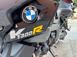 BMW K1300R Negra y Gris