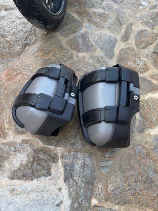 BMW K1300R Negra y Gris