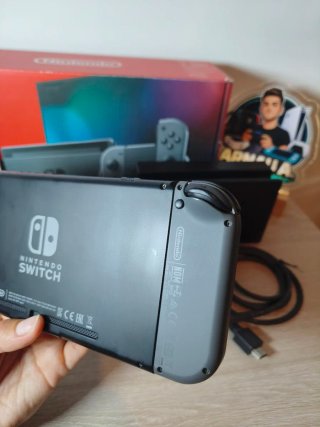 Nintendo Switch V2 Gris