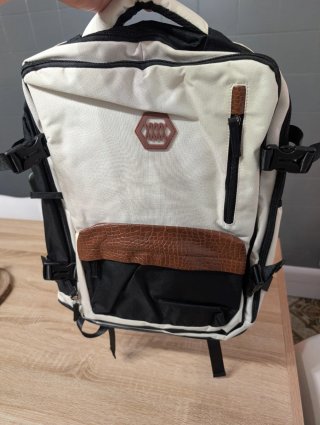 Mochila Multitasking Beige y Negra