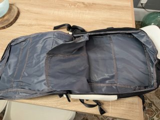 Mochila Multitasking Beige y Negra