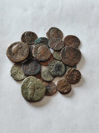 Lote de Monedas Romanas Antiguas
