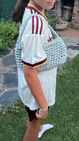 Bolso de crochet azul claro
