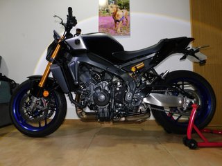 Yamaha MT-09 SP 2025 - Solo cambio