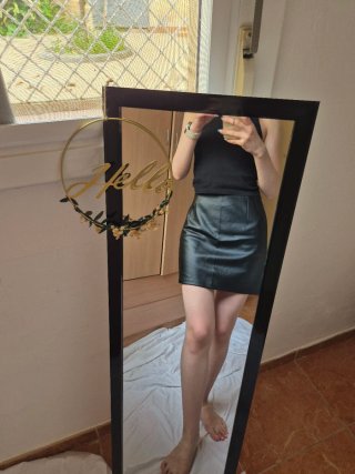 Falda efecto piel Sinsay Talla S