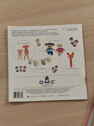 Lote libro y gancho crochet