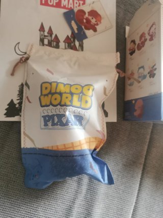 POP MART DIMOO World x Pixar Red Panda Mei