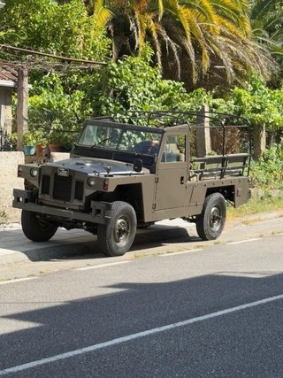 Land Rover Santana 109 1984