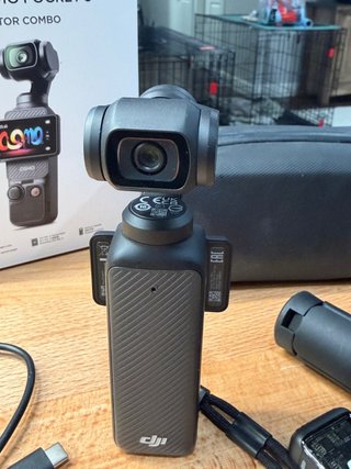 DJI Osmo Pocket 3 Creator Combo